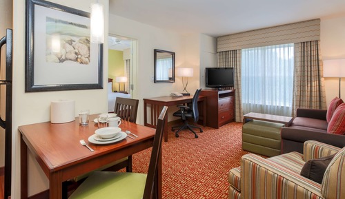 Suite, 1 habitación (One King with Sofabed)