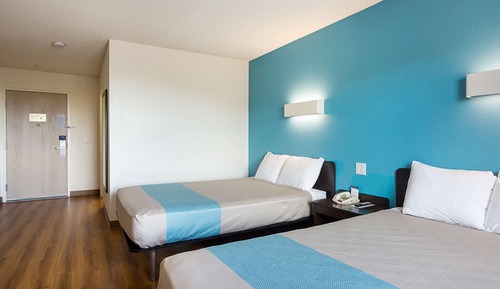 Habitación estándar, 2 camas dobles, accesible para personas con discapacidad, no fumadores
