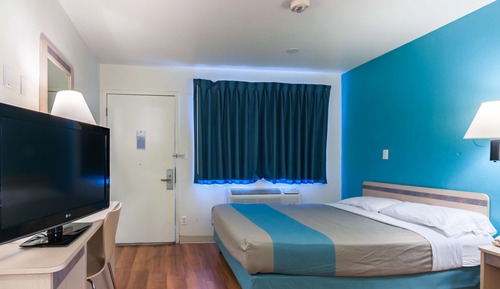 Habitación estándar, 1 cama de matrimonio, accesible para personas con discapacidad, no fumadores
