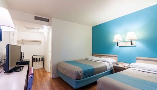 Habitación estándar, 2 camas dobles, no fumadores