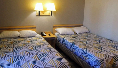 Habitación estándar, 2 camas dobles, fumadores