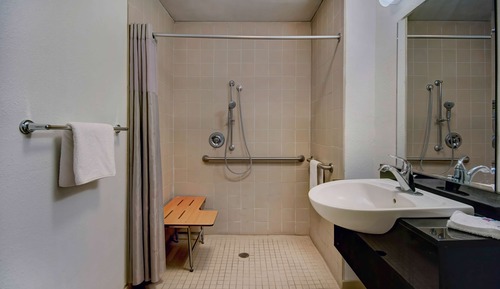 Habitación estándar, 1 cama de matrimonio, accesible para personas con discapacidad, no fumadores