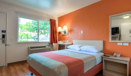 Habitación Deluxe, 1 cama de matrimonio, no fumadores, frigorífico