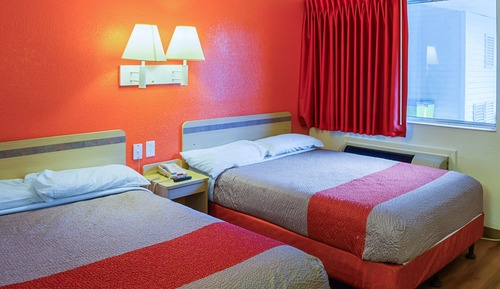 Habitación estándar doble, frigorífico y microondas