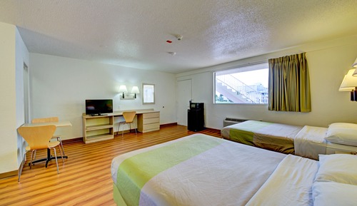Habitación Deluxe, 2 camas de matrimonio, accesible para personas con discapacidad, no fumadores