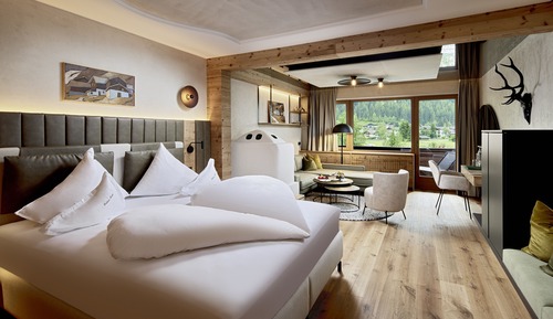 Habitación Deluxe doble, balcón, vistas a la montaña (Zwölfer)
