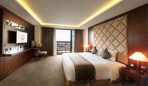 Habitación Deluxe, 1 cama de matrimonio grande, vistas a la ciudad