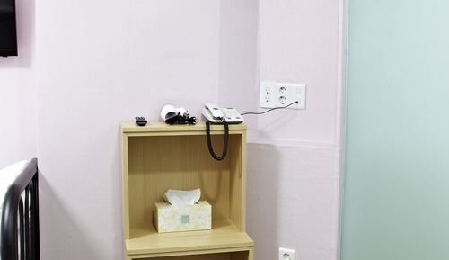 Habitación con 2 camas individuales