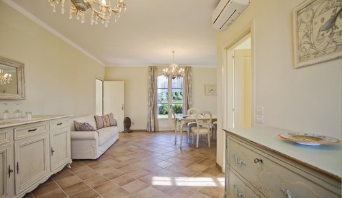 Suite familiar
