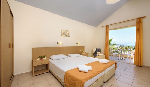 Habitación doble (Pool or Sea View)
