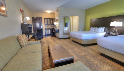 Suite estudio, 2 camas dobles, accesible para personas con discapacidad (Mobility, Accessible Tub)