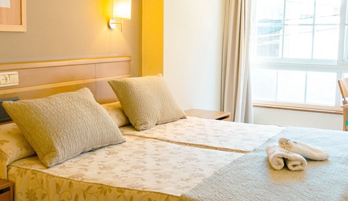Habitación doble, vistas a la ciudad