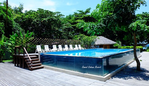 Deluxe Pool View