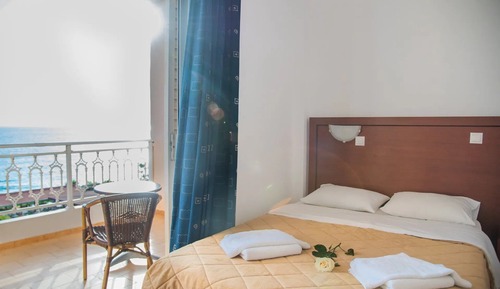Habitación estándar, vistas parciales al mar