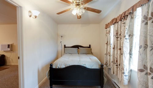 Cabaña Deluxe, no fumadores, cocina (Bunks,Linens Included, No Pets )