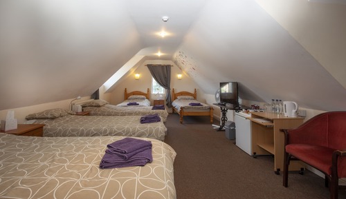 Suite, baño privado (5 single beds )