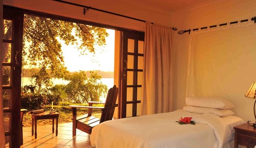  Riverside Room