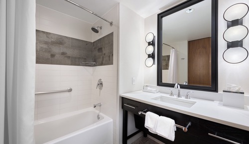 Habitación Premium, 2 camas dobles, accesible para personas con discapacidad (Hearing Accessible)