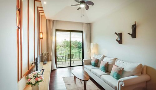 Patra Lake View Suite
