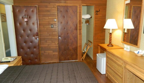 Habitación económica, 1 cama de matrimonio