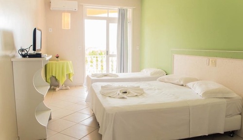 Habitación estándar con 1 cama doble o 2 individuales