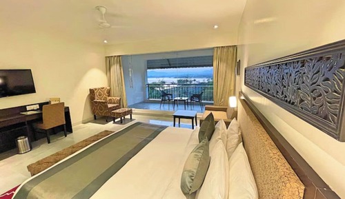 Premium Room Lake View Room