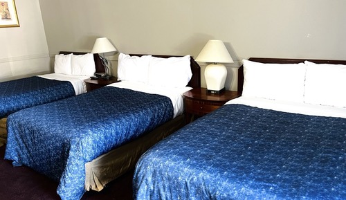 Habitación familiar, varias camas