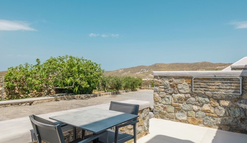 Habitación clásica con 1 cama doble o 2 individuales, vistas al jardín