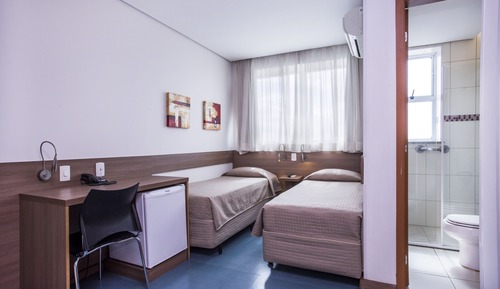 Habitación con 2 camas individuales