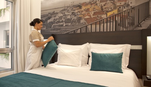 Habitación estándar con 1 cama doble o 2 individuales