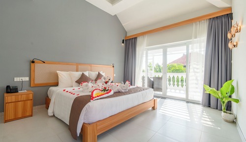 Habitación Premium doble, vistas a la piscina