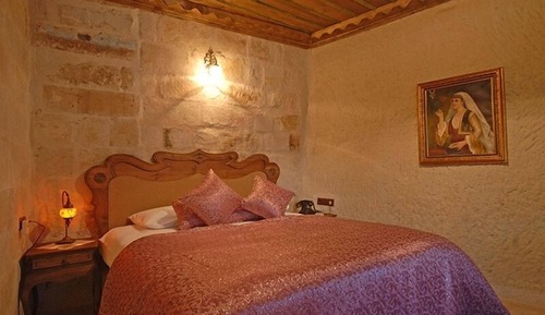 Standard Stone Room 