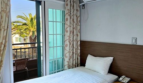 Habitación estándar con 2 camas individuales, no fumadores, vistas al mar