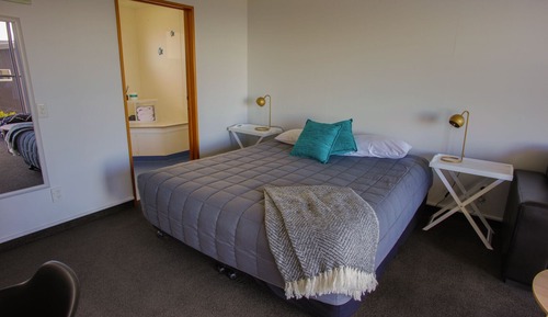 Suite estudio superior, varias camas, cocina básica, vistas al mar
