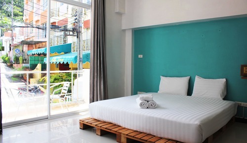 Habitación básica, 1 cama de matrimonio, no fumadores, vistas a la montaña