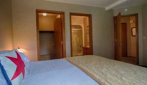 Apartamento, acceso a la piscina, vistas parciales al mar