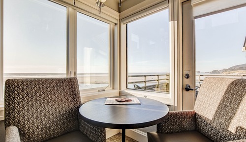 Habitación, cocina, frente al mar