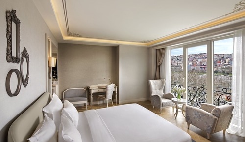 Deluxe Jacuzzi Room