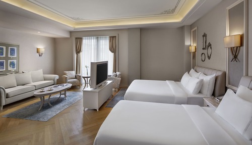Suite familiar