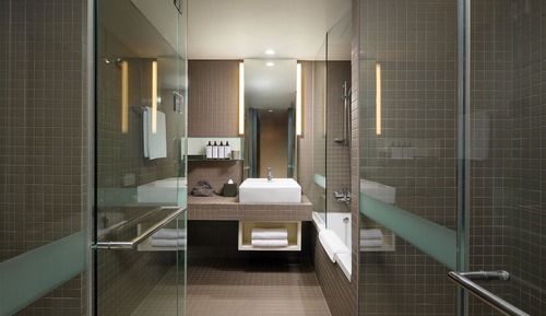[Breakfast 1+1] Deluxe Double Room (High Floor)