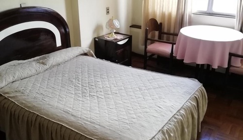 Habitación, baño privado
