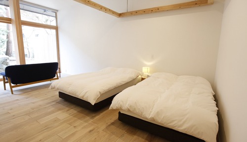 Habitación triple de diseño ( 1F )