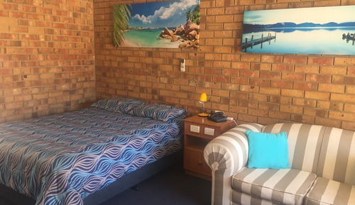 Habitación Deluxe con 1 cama doble o 2 individuales, vistas a la piscina, planta baja
