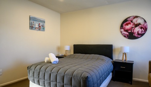 Estudio Confort, 1 cama de matrimonio, no fumadores, cocina básica