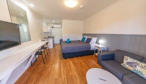 Habitación, cocina básica (Queen)