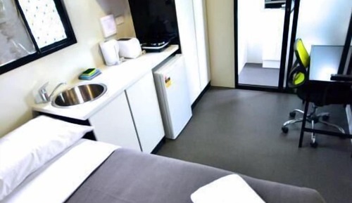 Deluxe Studio, Non Smoking, Kitchenette