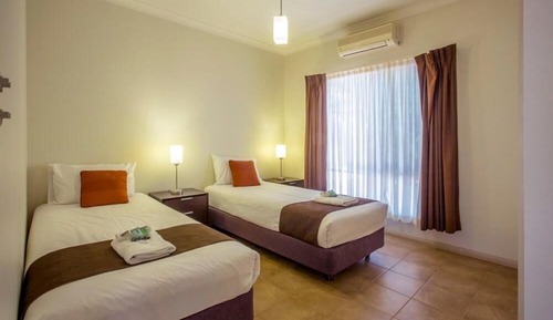 Habitación Deluxe con 2 camas individuales, no fumadores, balcón (Deluxe Cabin)