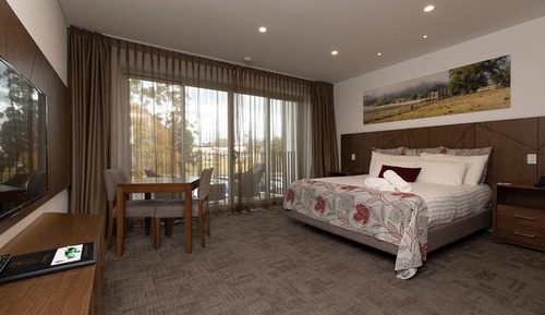 Habitación superior, 1 cama de matrimonio grande, balcón