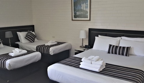 Habitación familiar, no fumadores, balcón (Waterfront Family 1Q & 2S)