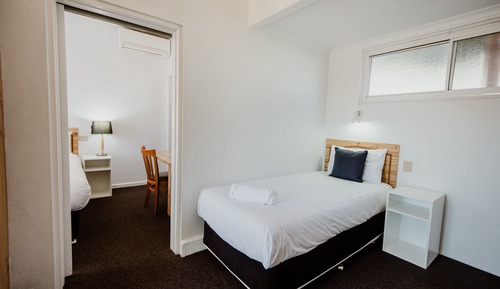 Twin singles Room